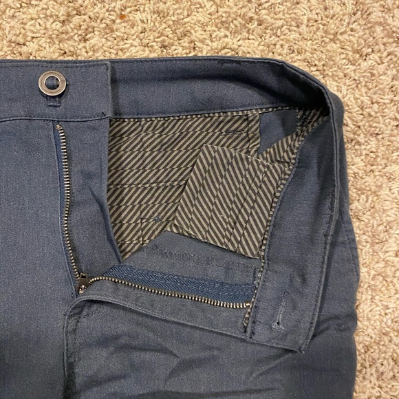 O’Neill Blue Khaki Shorts - Picture 2 of 5